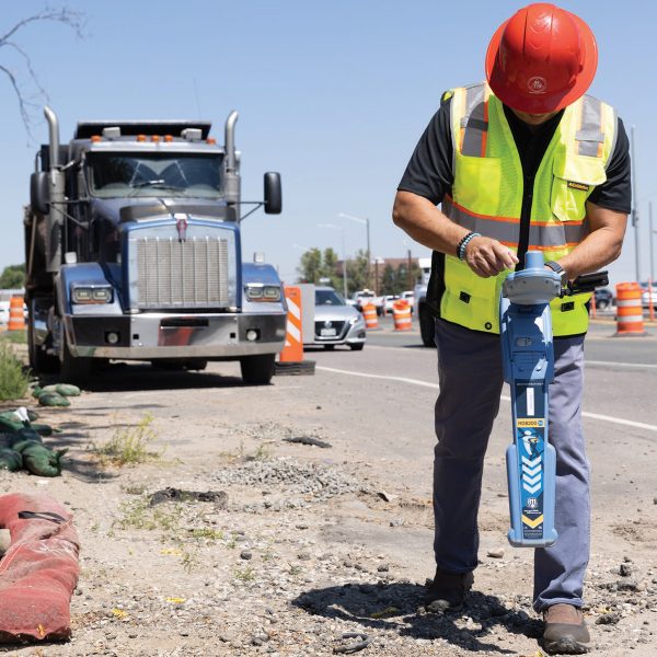 Radiodetection RD8200SG Survey Grade Cable and Pipe Locator - Image 3